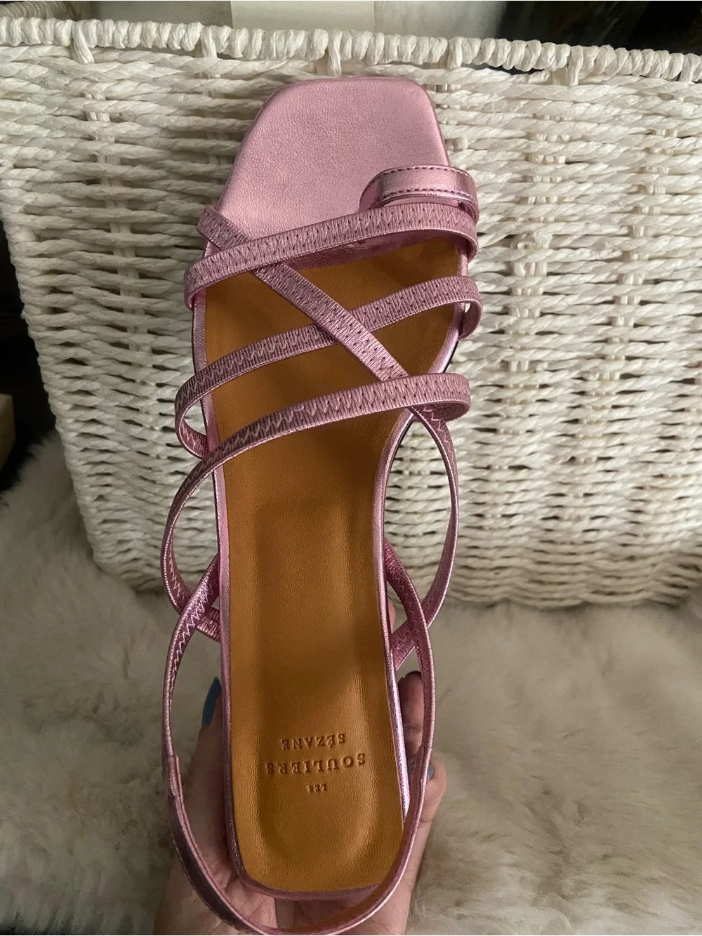 SEZANE HILLARY SANDALS IN METALLIC CANDY PINK